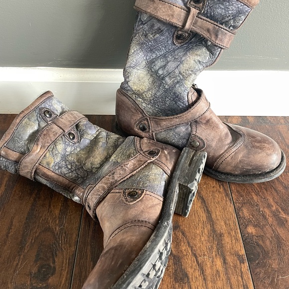 RARE UGG Adela “Ink” Motorcycle biker shearling leather US 5 Authentic - Picture 3 of 7